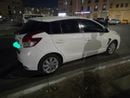 تويوتا يارس SE 1.5L Hatchback