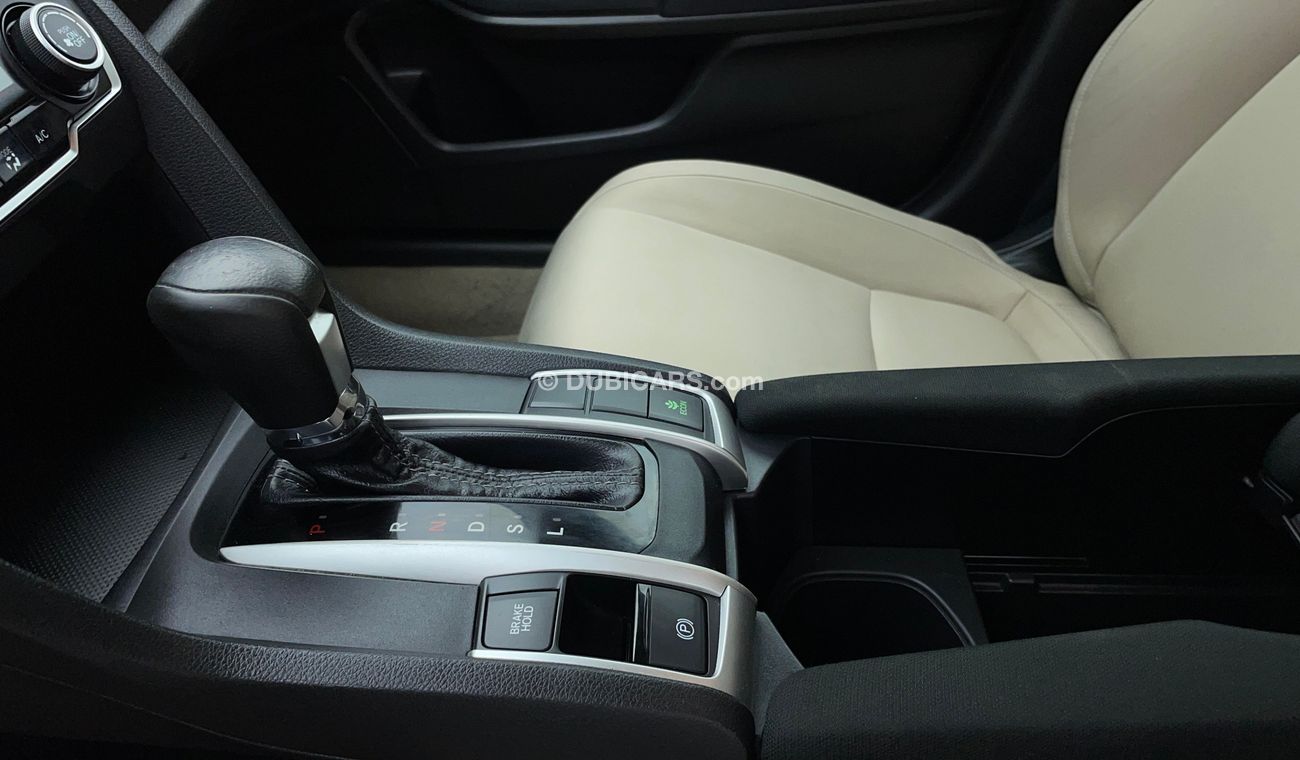 هوندا سيفيك DX 1.6 | بدون دفعة مقدمة | اختبار قيادة مجاني للمنزل