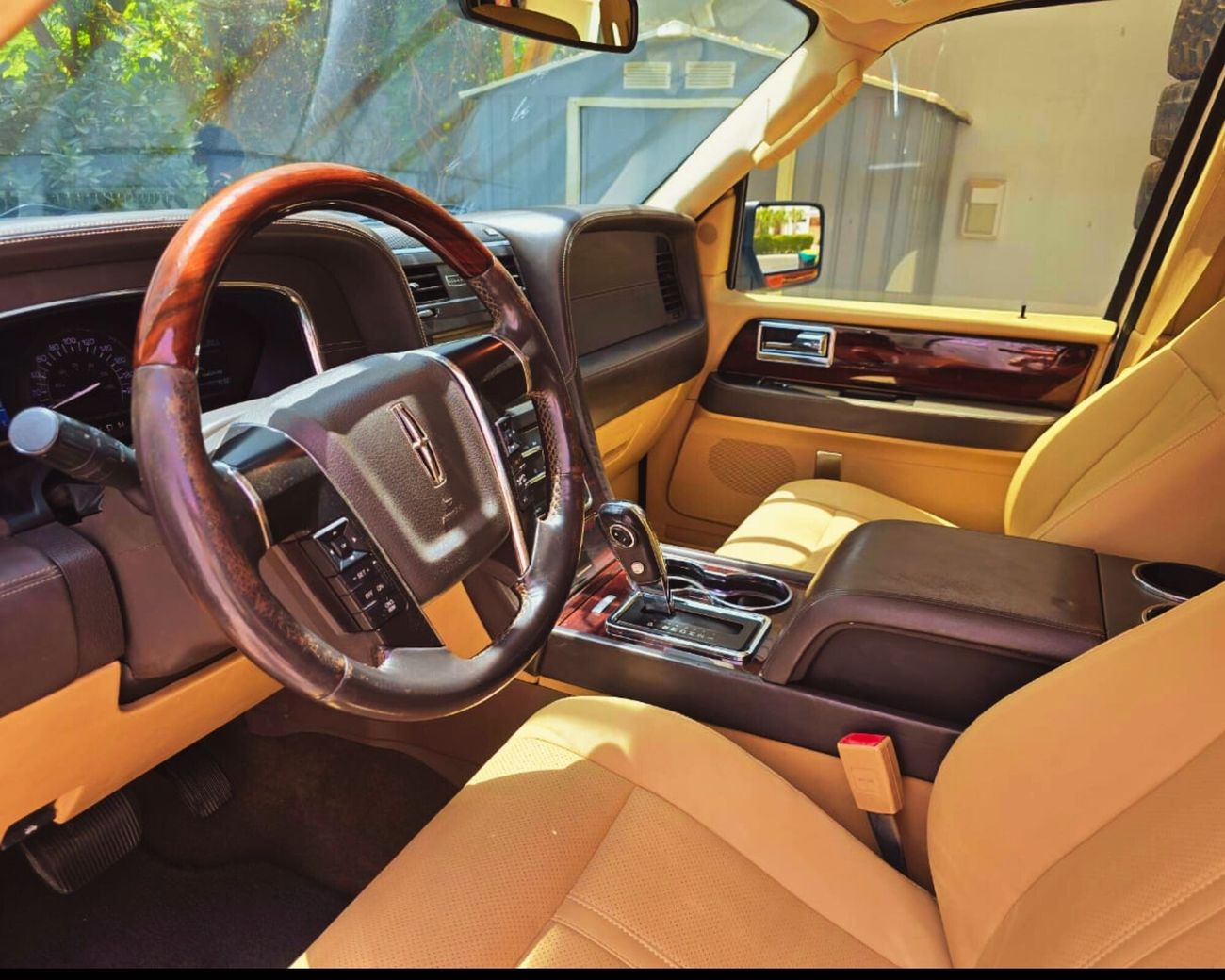 Lincoln Navigator Std 3.5L (385 HP)