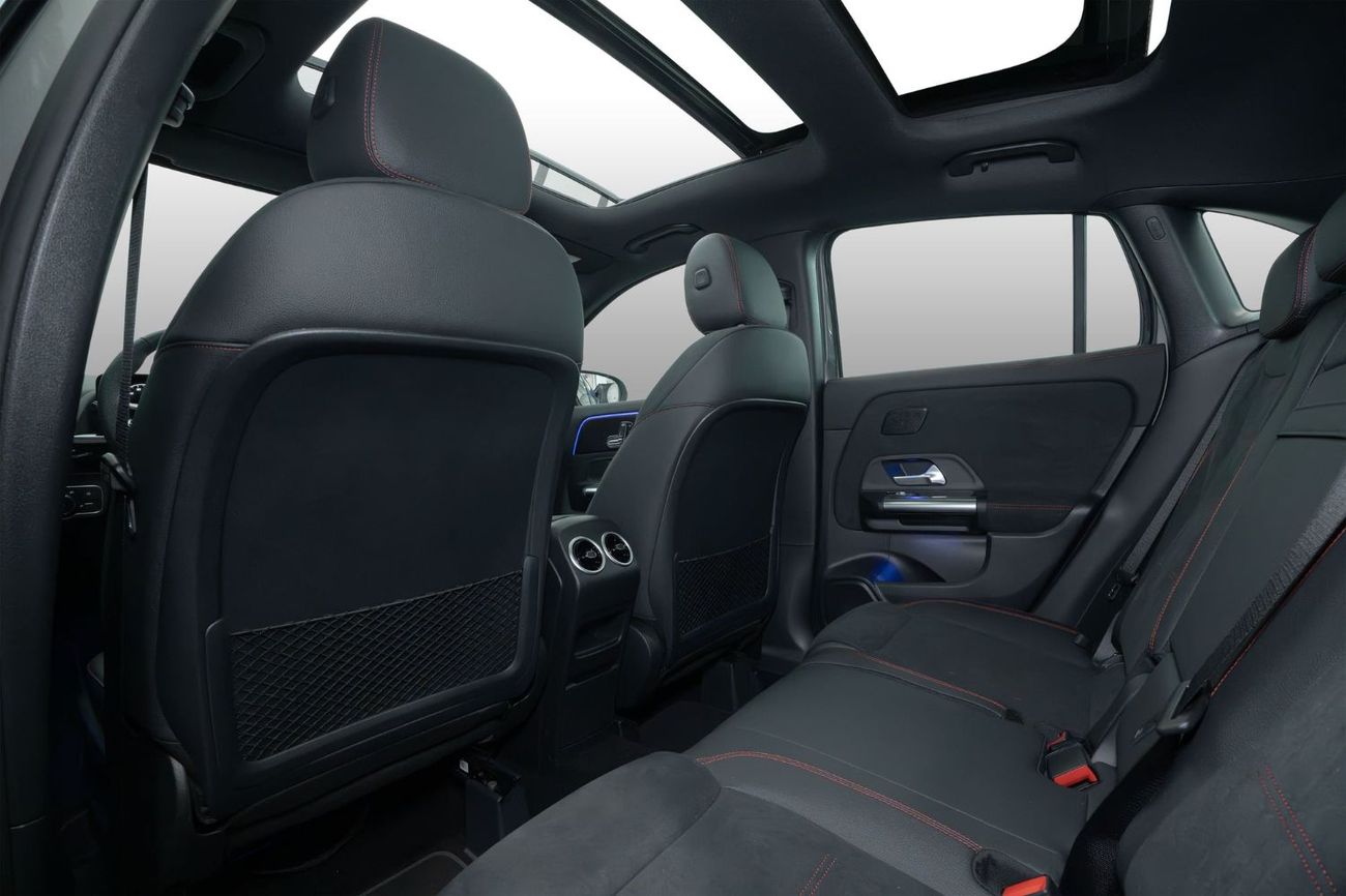 مرسيدس بنز GLA 200 RAMADAN OFFER | 0% Downpayment | EMC Mercedes-Benz Warranty | AED 2,874 P/M