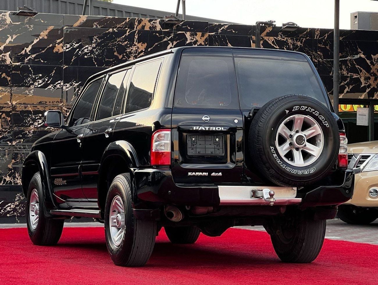 نيسان باترول سفاري