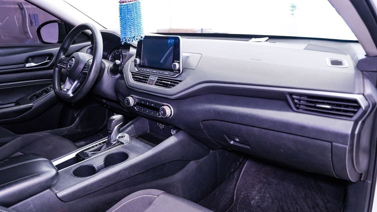 Nissan Altima S