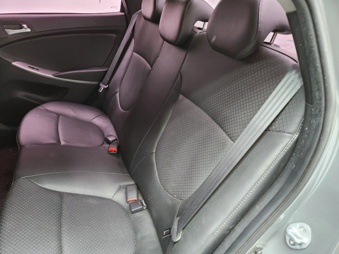 Hyundai Accent ACCENT (G) 1.4 4DOOR MODERN