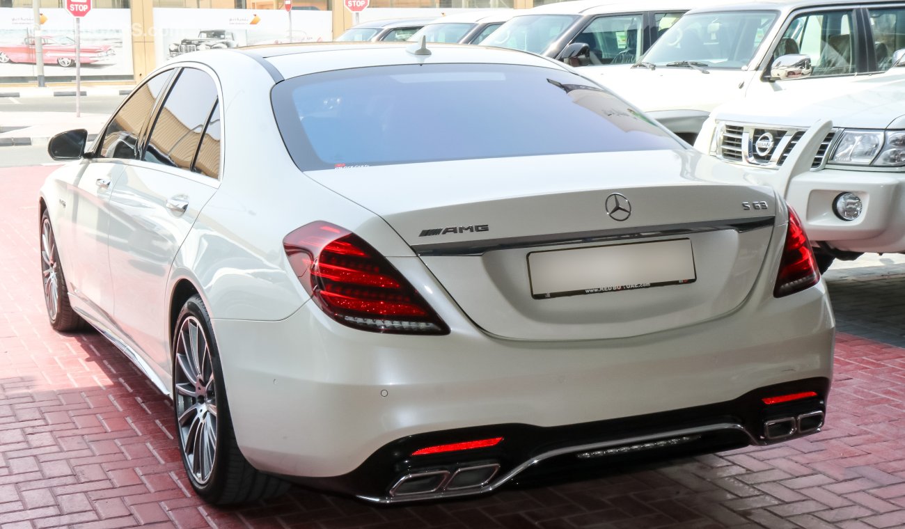 مرسيدس بنز S 550 V8 Biturbo 4Matic