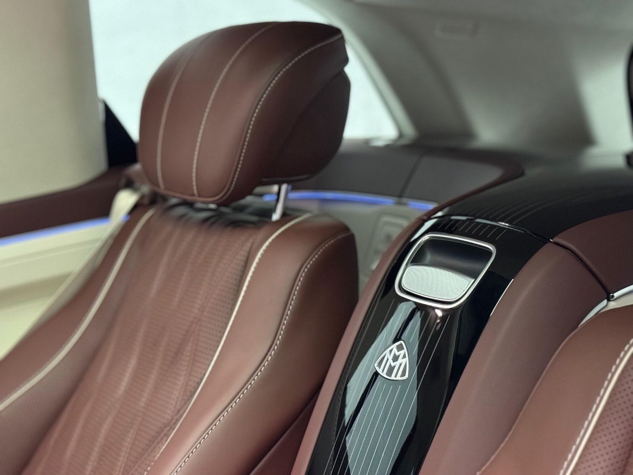 مرسيدس بنز GLS 600 Maybach