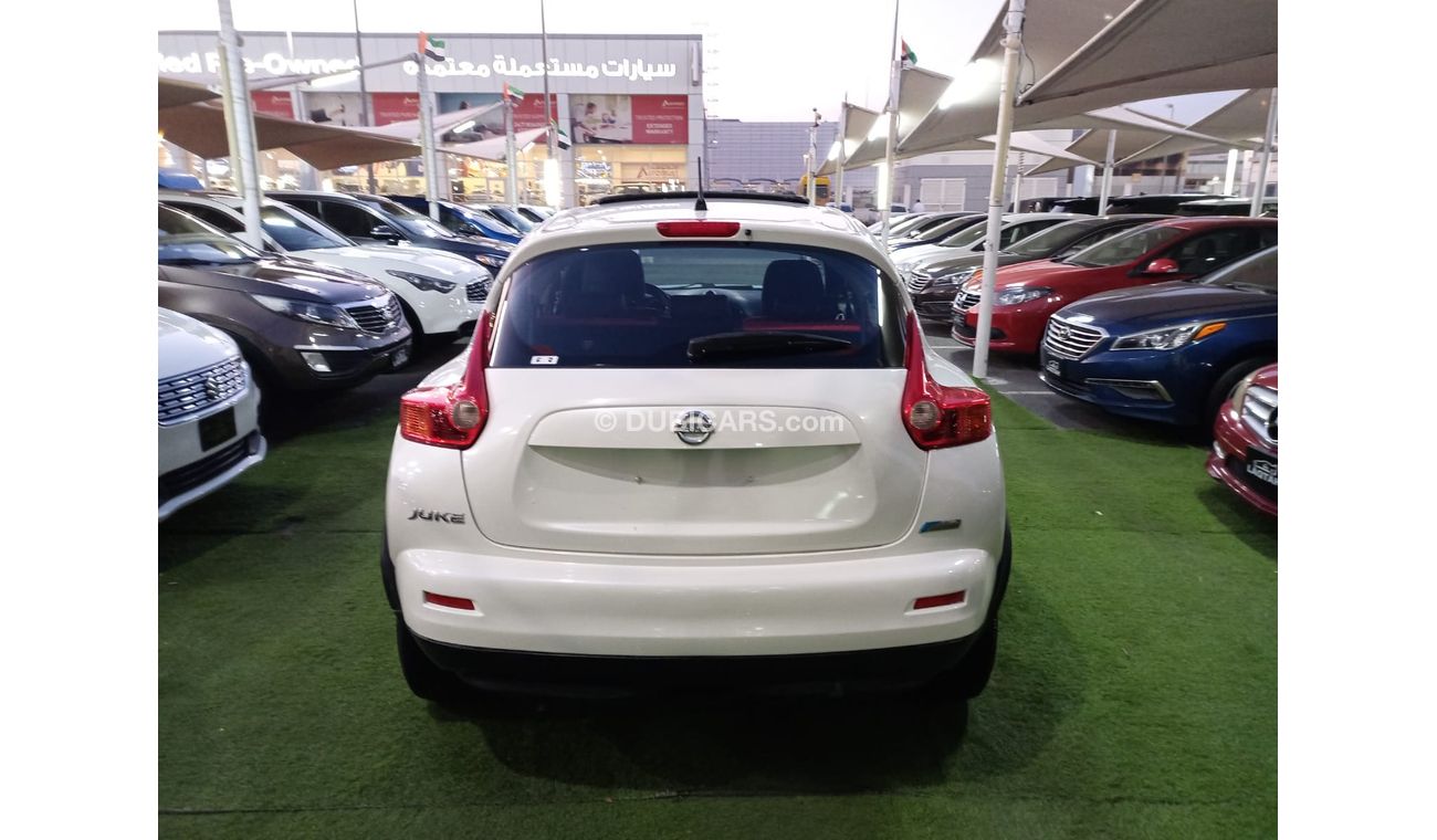 Nissan Juke 2014 Gulf model, leather hatch, cruise control, rear camera screen, sensor wheels, in excellent cond