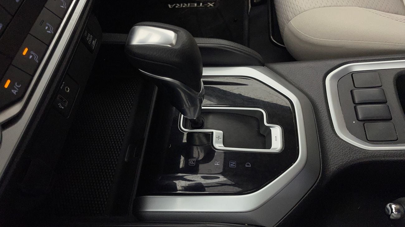 نيسان إكستيرا SE 2.5 | بدون دفعة مقدمة | اختبار القيادة في المنزل