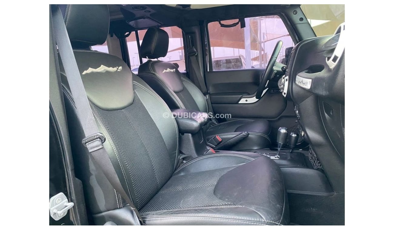 Jeep Wrangler JEEP WRANGLER SAHARA 2015