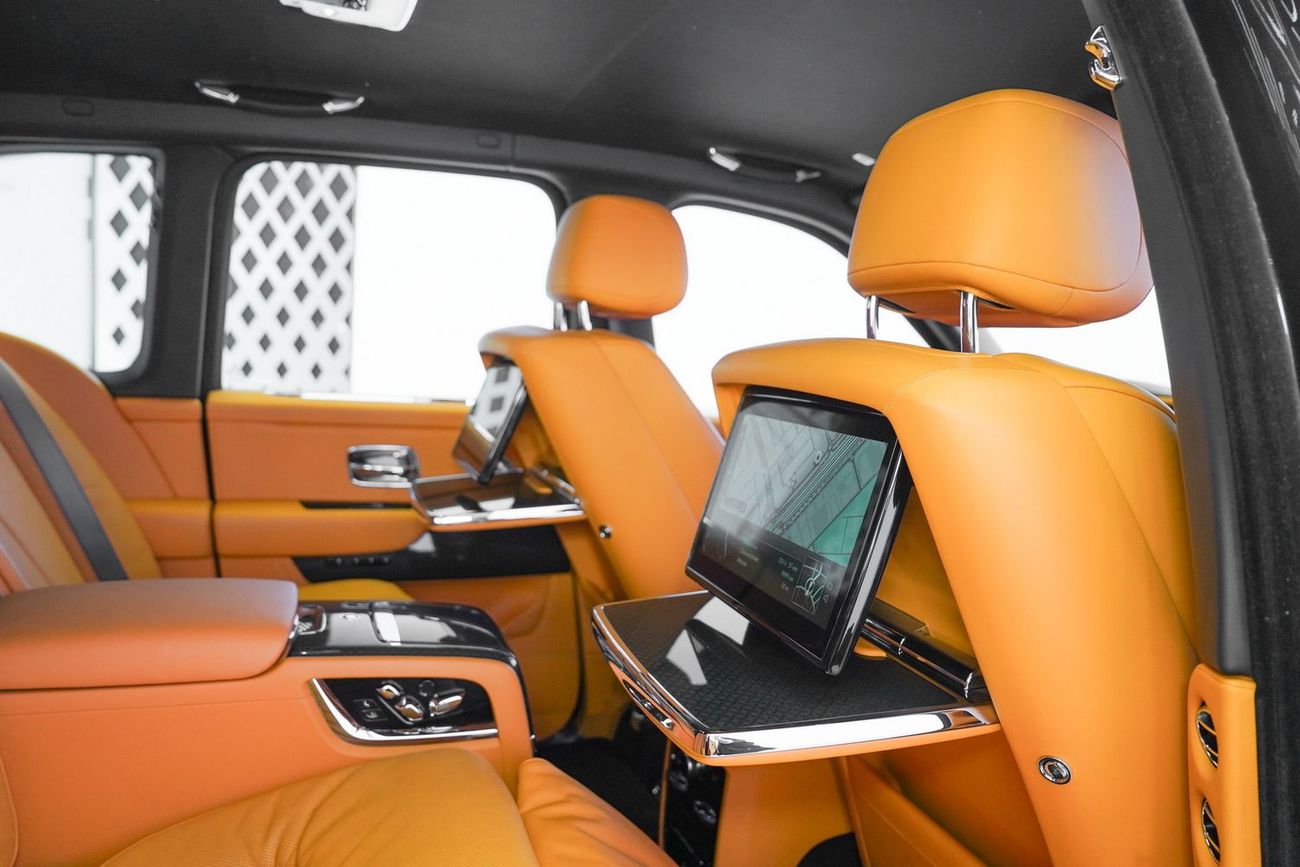 Rolls-Royce Cullinan BLACK BADGE