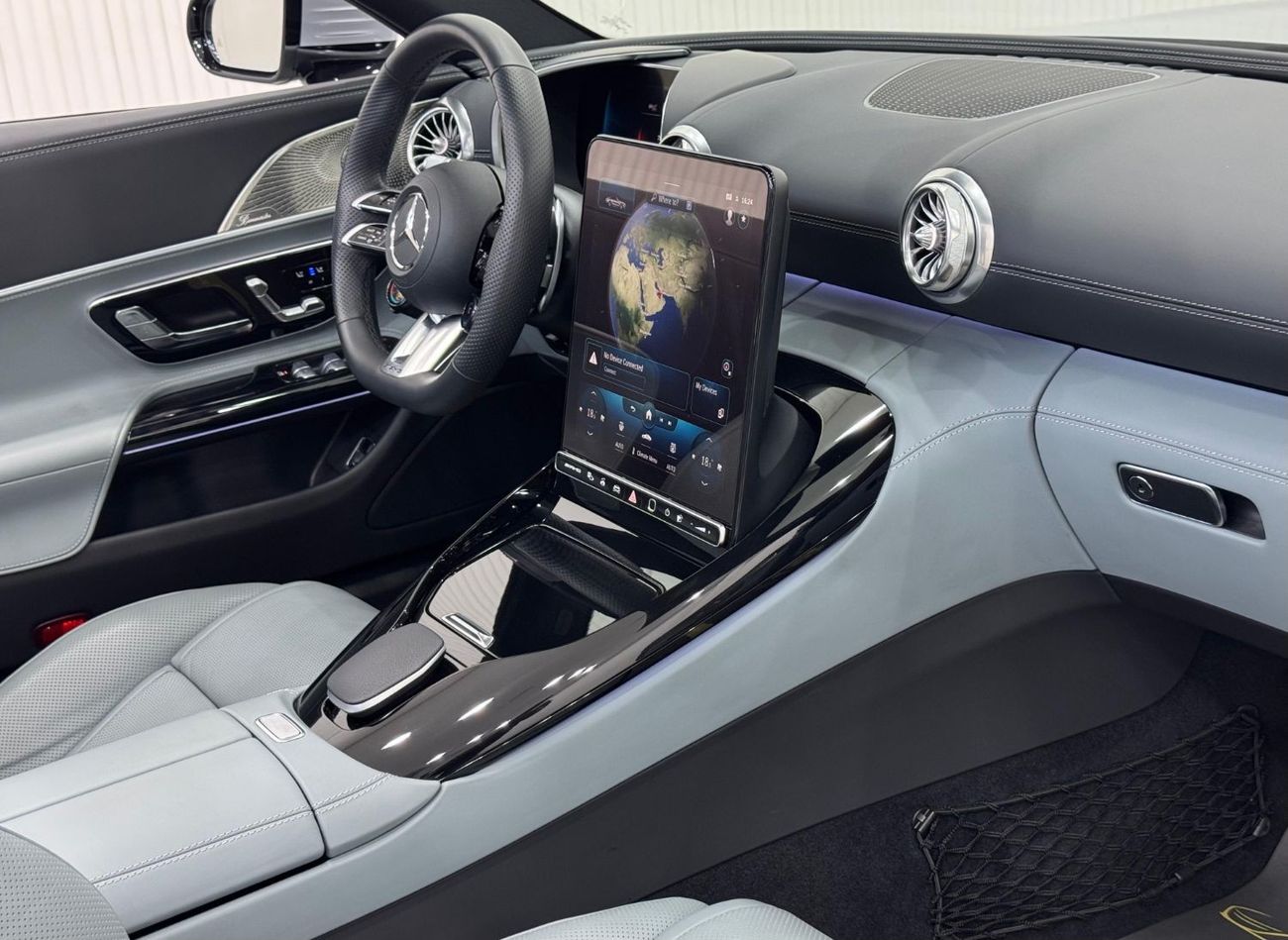 مرسيدس بنز SL 43 AMG 2023 Mercedes-Benz SL43 AMG, One Year Warranty, Full Service History