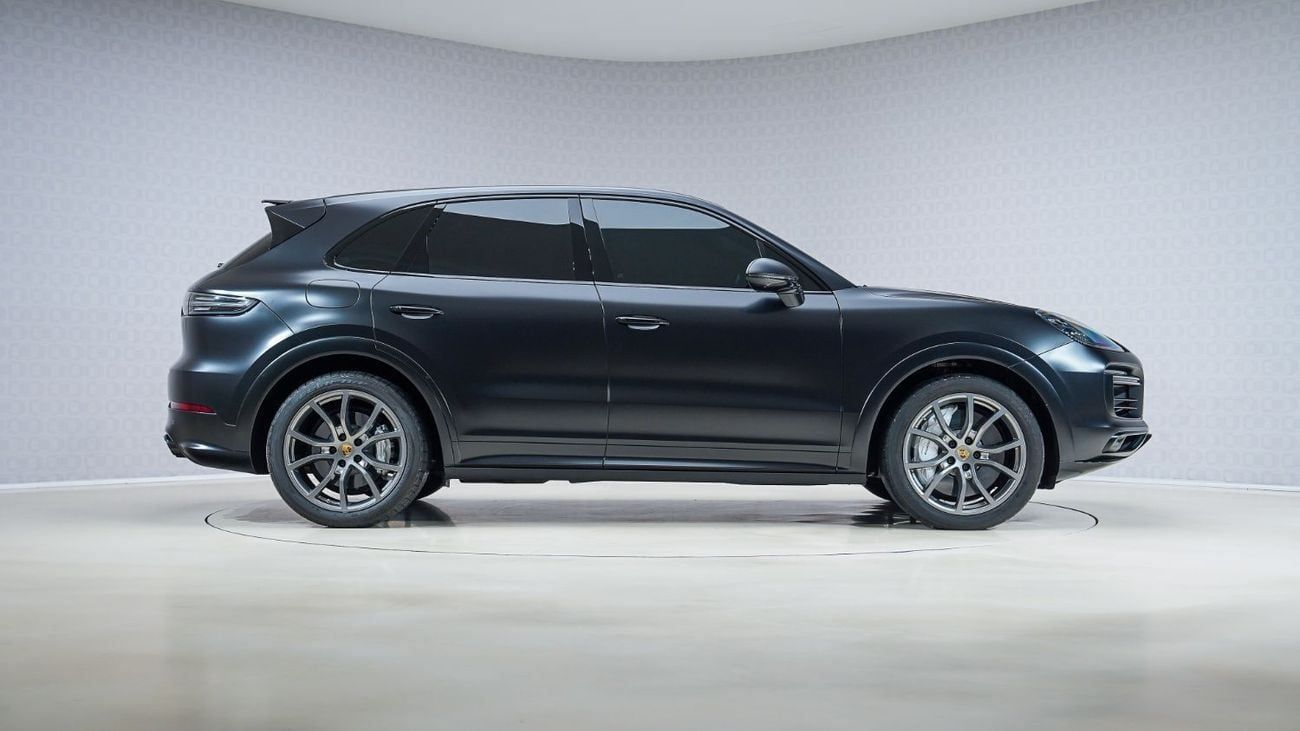 Porsche Cayenne Turbo 4.0L (550 HP) | AED 4,547 PM | Up to 3 Years Warranty |