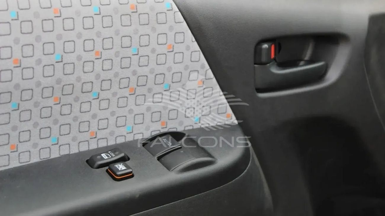 تويوتا هاياس Toyota HIACE D 2.5L M33 GL H R WITH AC , ABS-ALLOY MT