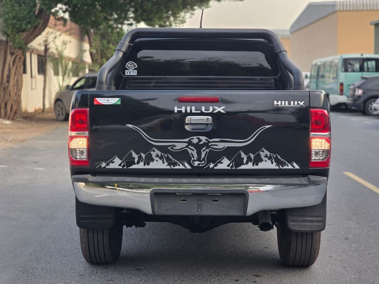 Toyota Hilux 2015 | 3.0L DIESEL | AT | RHD | DOUBLE CABIN | HEAVY BULL BAR | AIR SNORKEL | SPORTS BAR