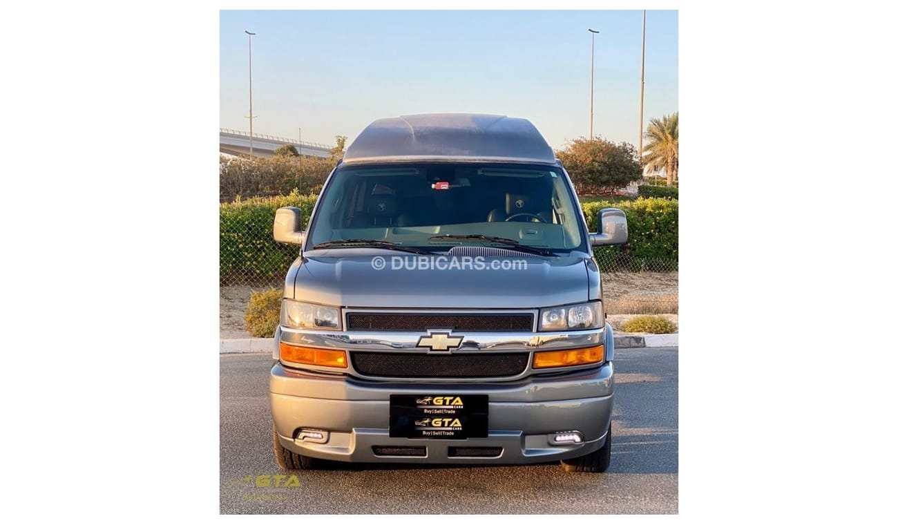 Chevrolet Express 2019 Chevrolet Explorer Limited SE 9 Seater, Warranty, Low Kms