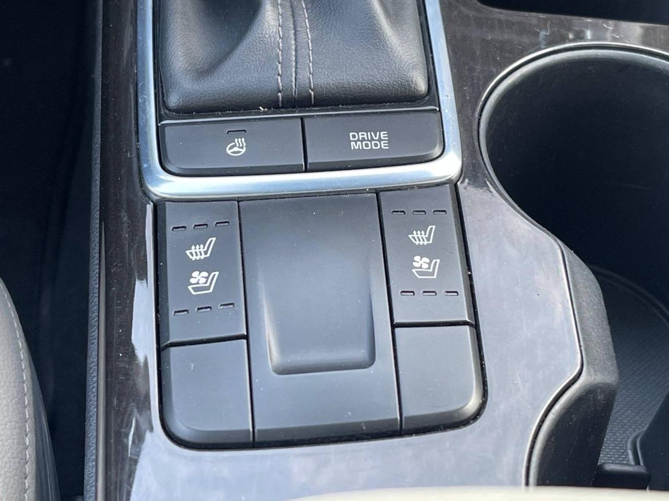 Kia Optima LX 2.4L 2.4L V4  /PANORAMIC SUNROOF / BIG SCREEN / BLIND SPOTS / APPLE- ANDROID AUTO / IN PERFECT CO