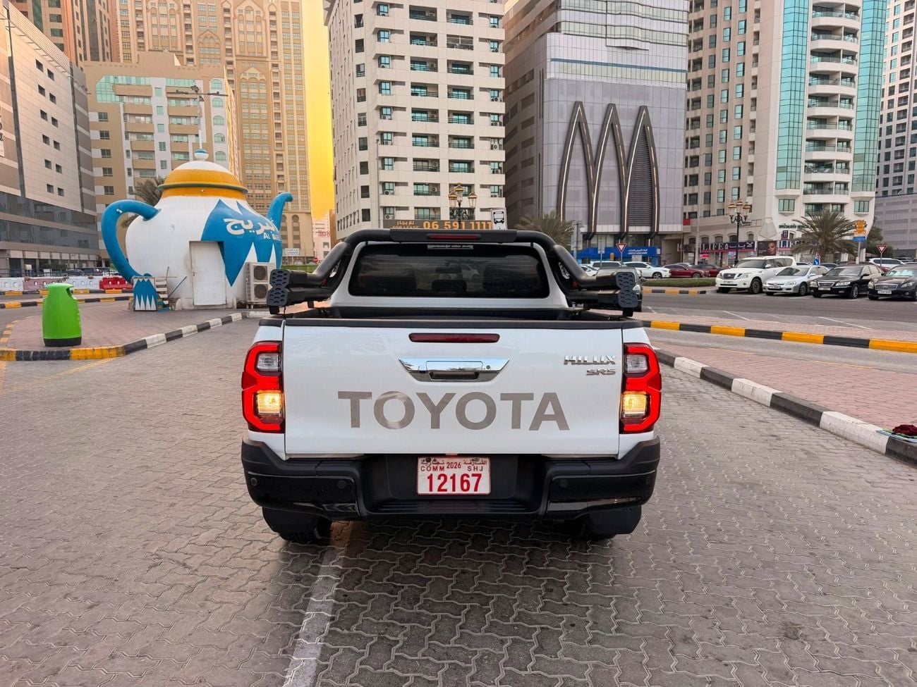 تويوتا هيلوكس SR With Upgrade GR Sport shape