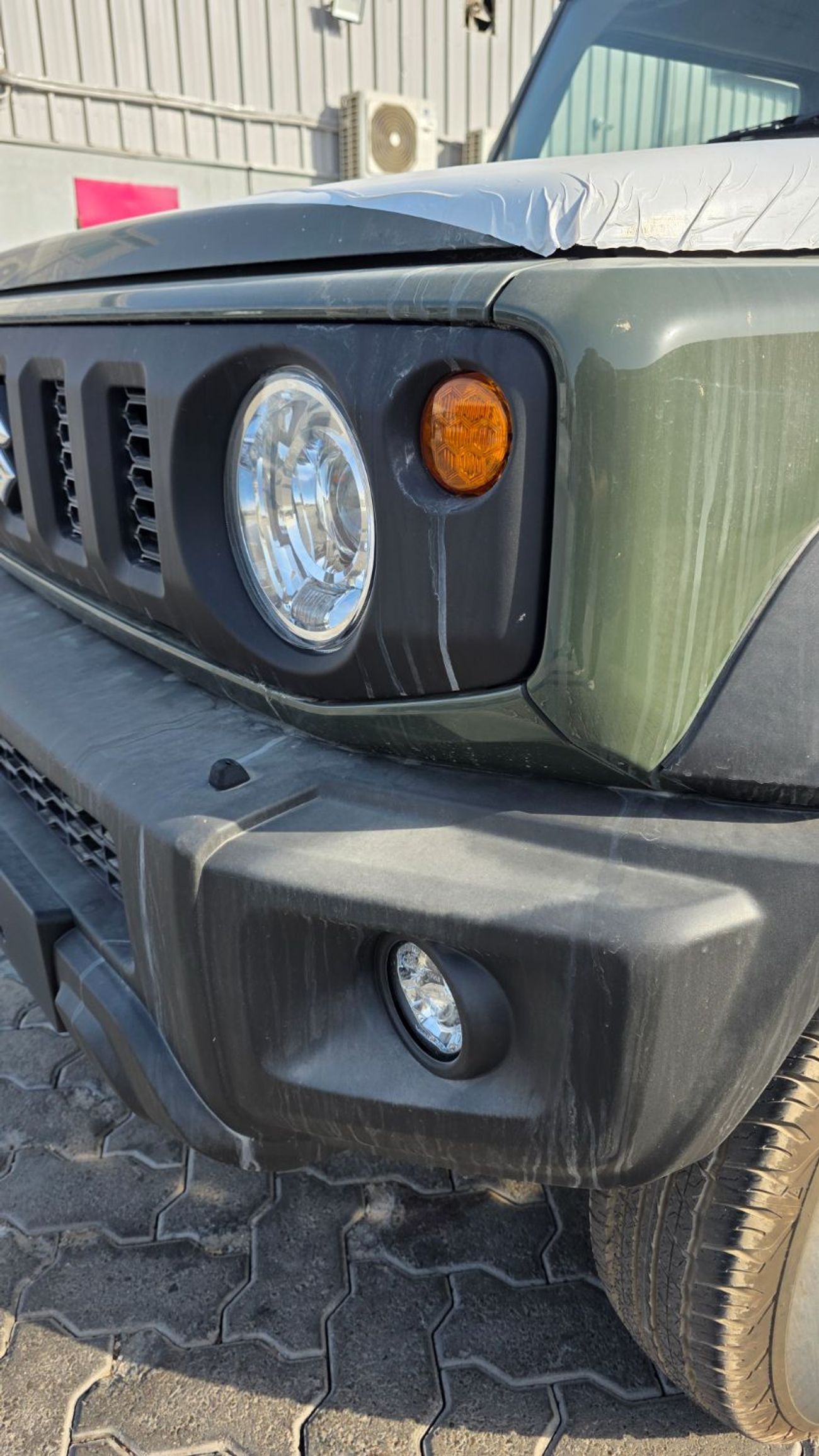 سوزوكي جيمني GLX 1.5L (3-Doors)