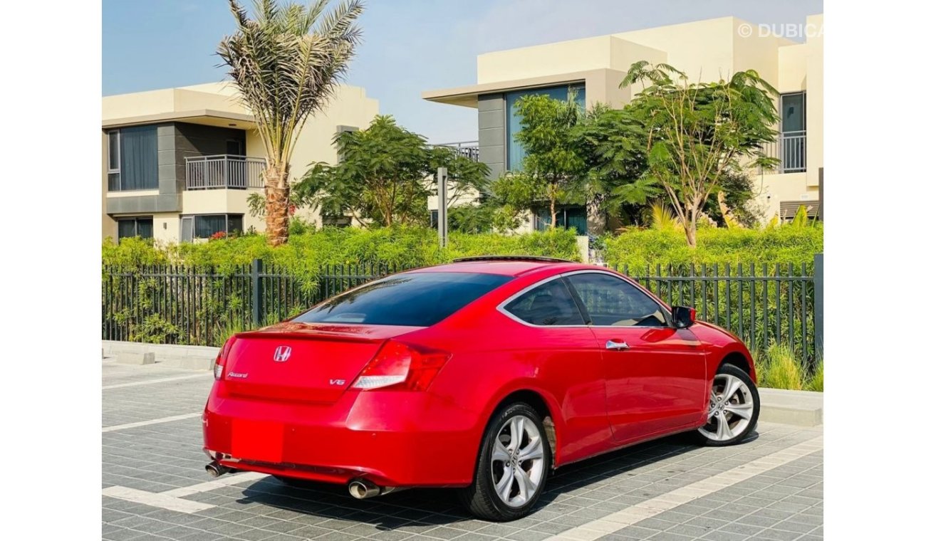 هوندا أكورد كوبيه Accord 2011 || GCC || Moonroof || Very Well Maintained