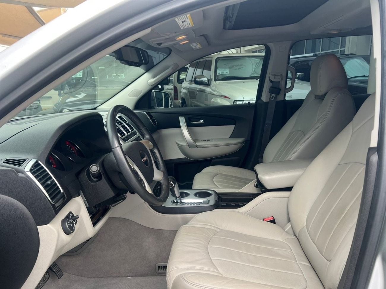 جي أم سي أكاديا خليجي