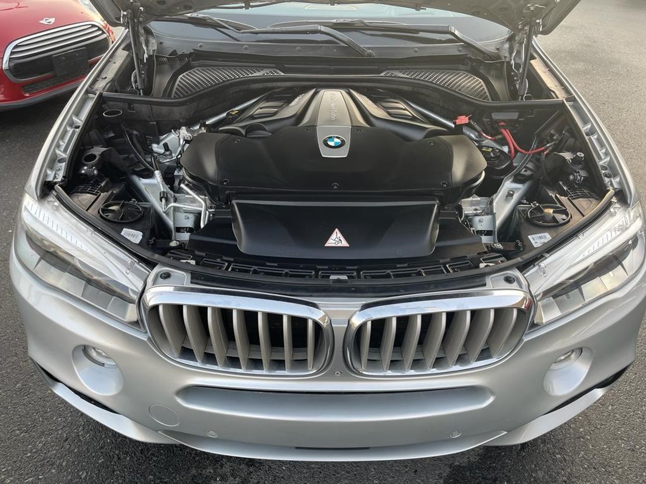 BMW X5 50i Design Pure BMW X5 TWIN POWER Turbo_Gcc_2015_Excellent_Condition _Full option