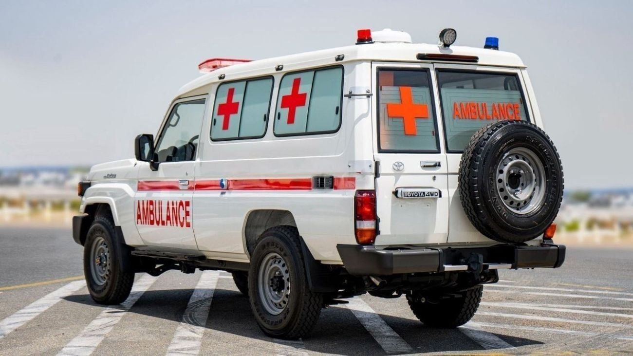 تويوتا لاند كروزر 70 LC 78 HARDTOP 2.8L AT LAND CRUISER LC78 HARDTOP 3DOOR  AMBULANCE 2026