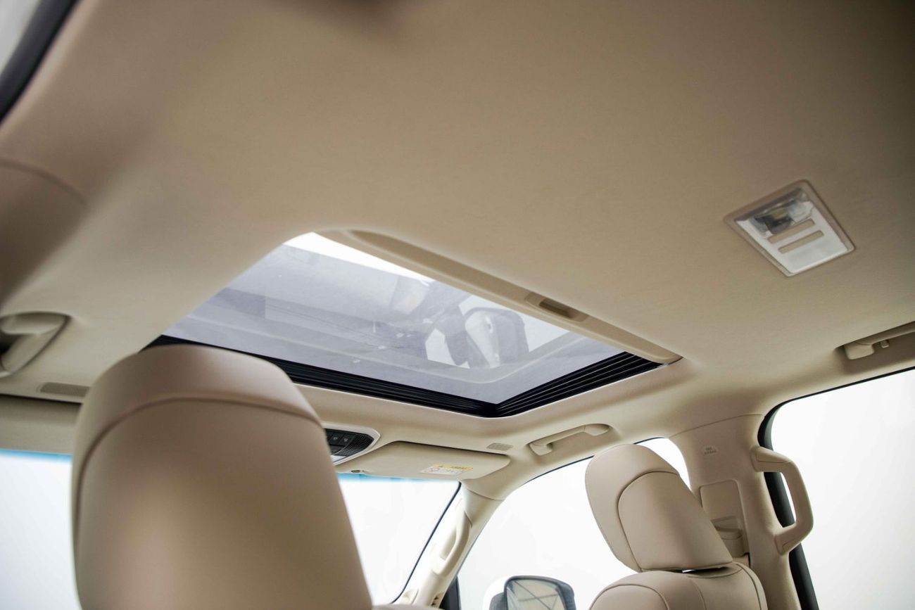 Toyota Land Cruiser LC300 GXR 3.5L - White Pearl Inside Beige | Export Only