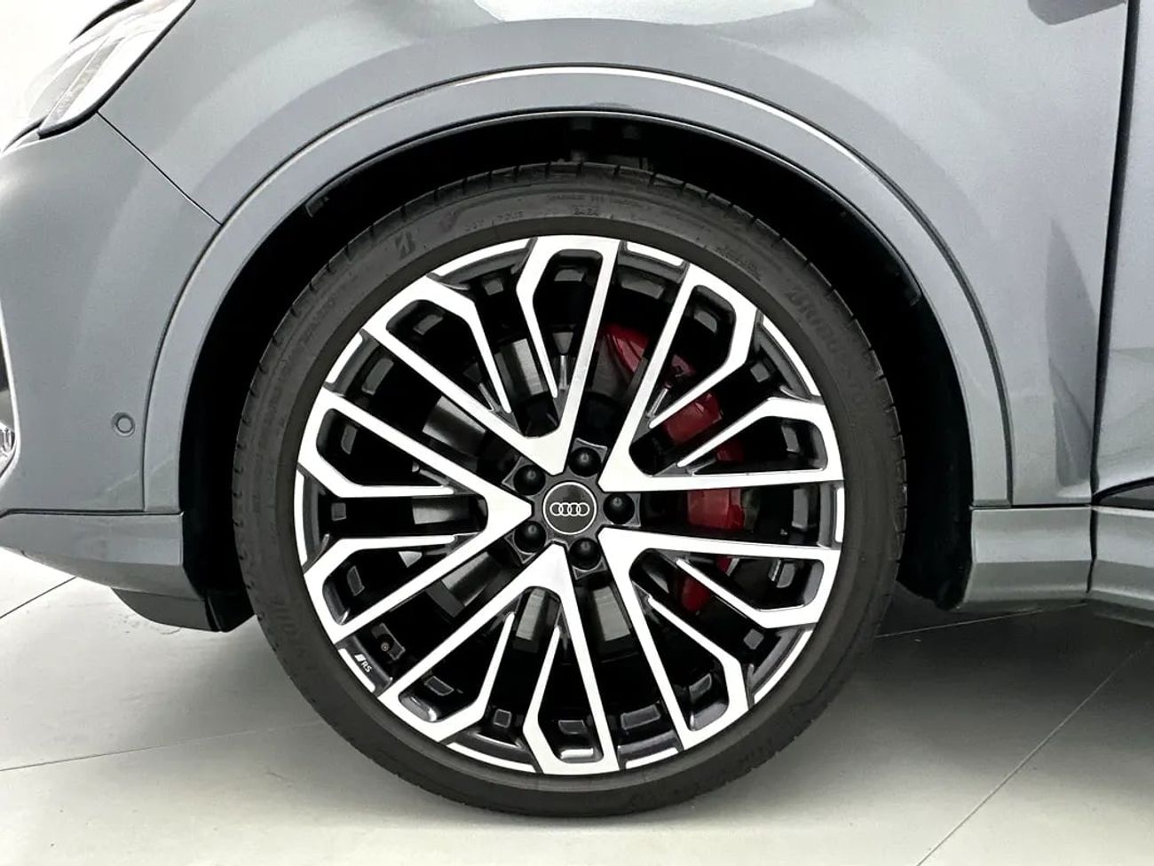 Audi SQ7 SUV TFSI 507hp (Ref# 011647)