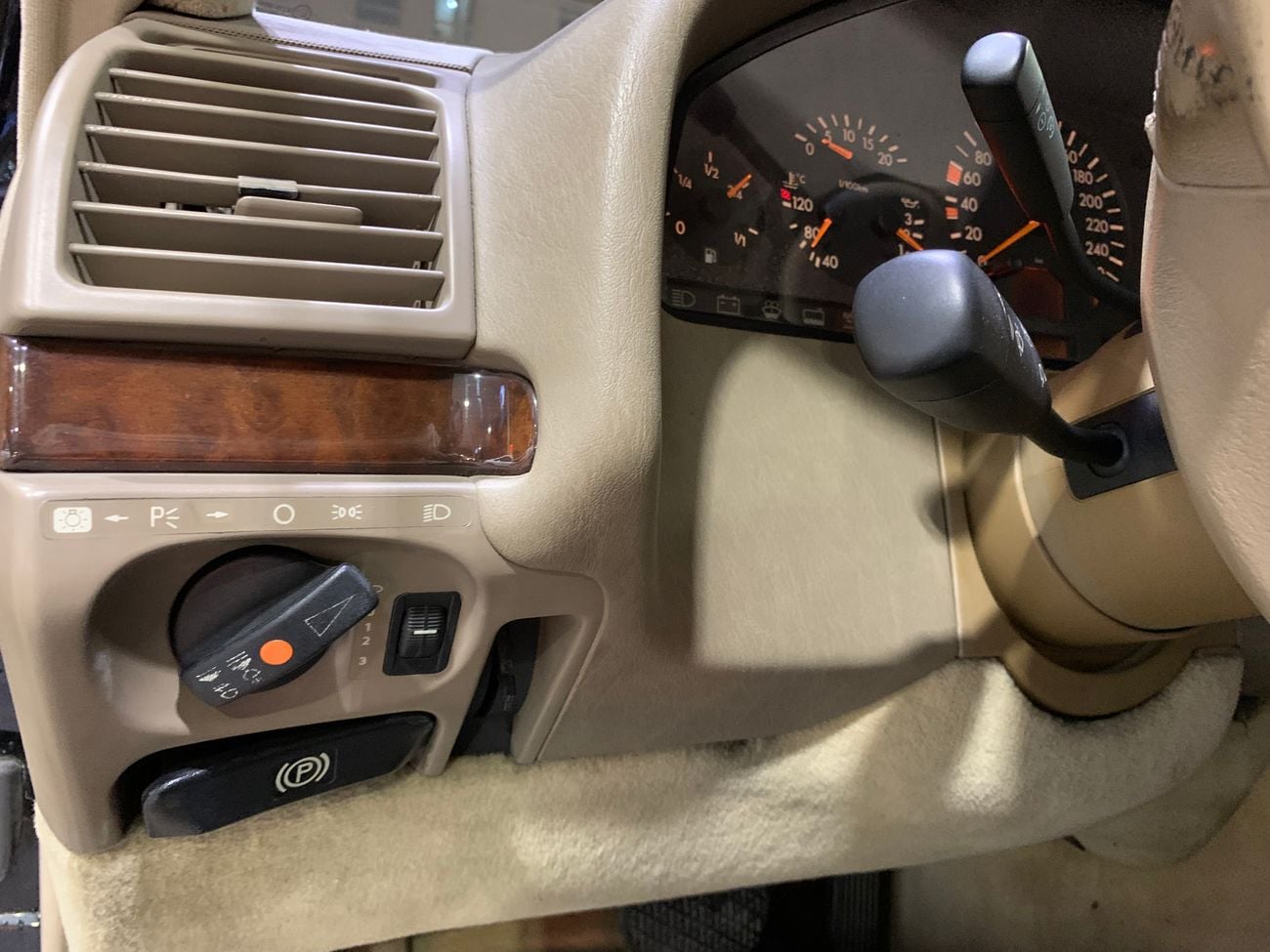 مرسيدس بنز S 320 STANDARD