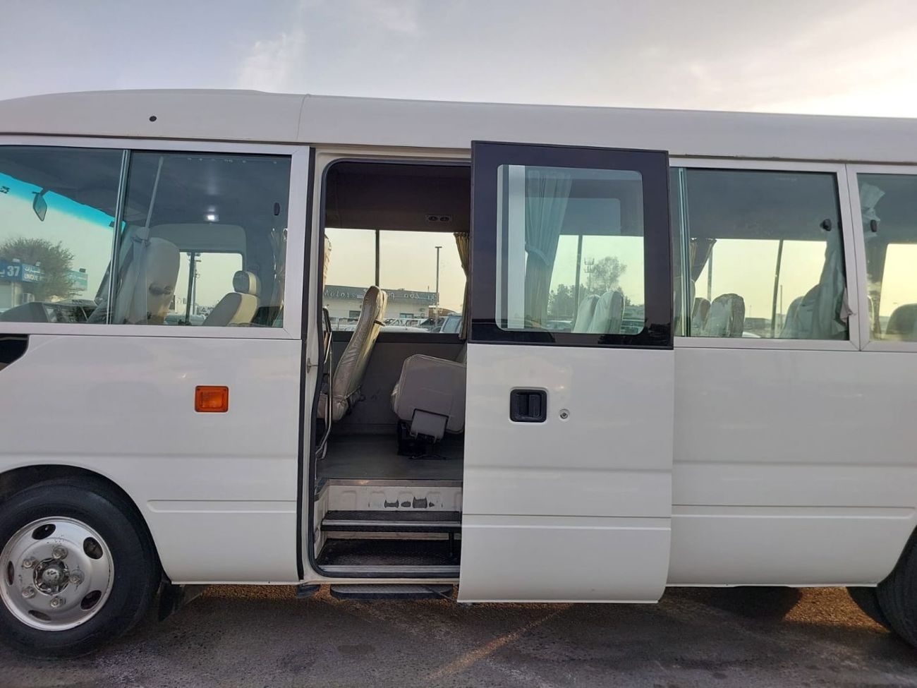 Toyota Coaster (RAMADAN OFFER) TOYOTA COASTER BUS RHD 2008 MODEL 4.0 L DIESEL AUTOMATIC(PM03108)