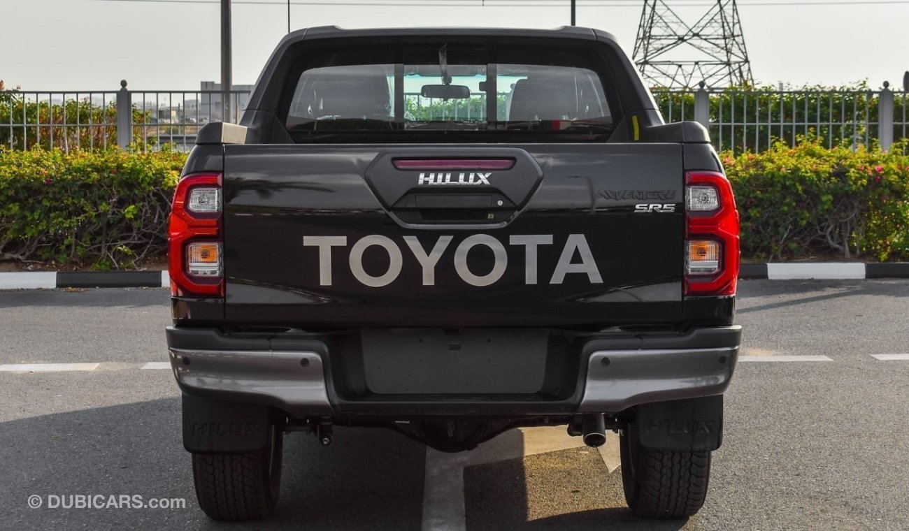 Toyota Hilux ADVENTURE SR5 2.8L M/T