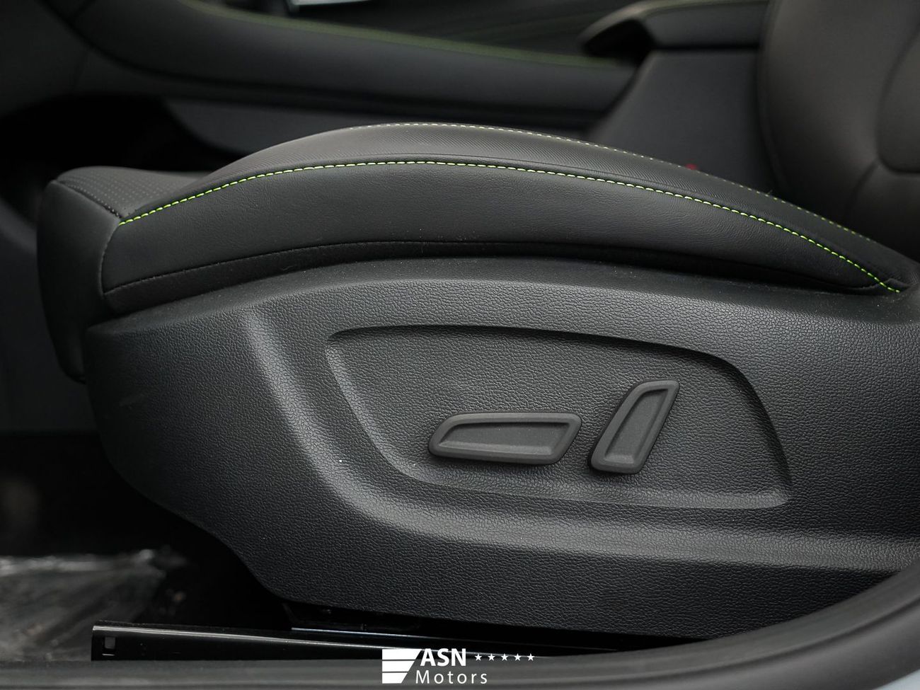 MG 6 1.5T X-LINE Shark Hunter Edition (Export Price)