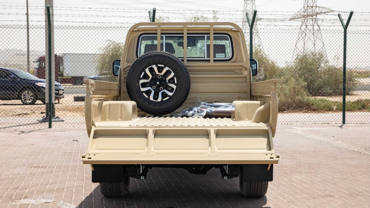 Toyota Land Cruiser Pick Up TOYOTA LANDCRUISER 4.0L PETROL 2025
