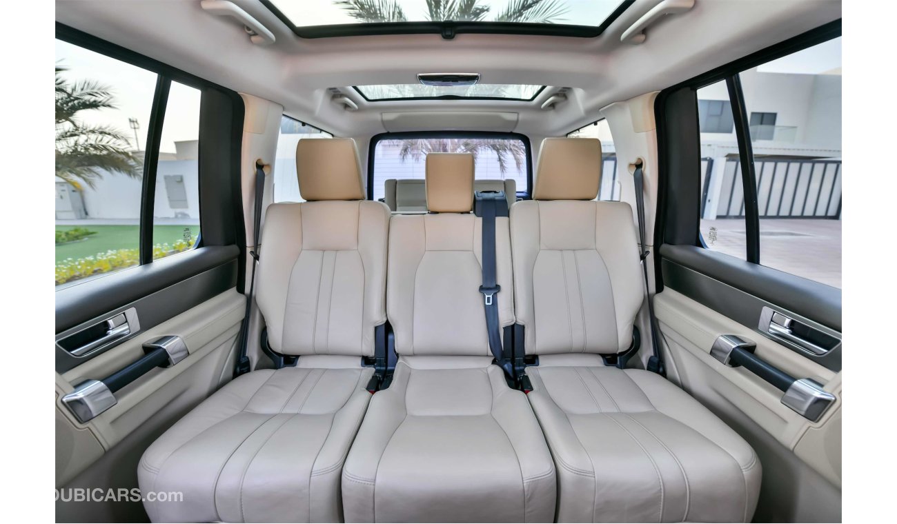 لاند روفر LR4 V8 - Fully Loaded! - Immaculate inside & out! - Only (AED 1,645 Per Month - 0% DP