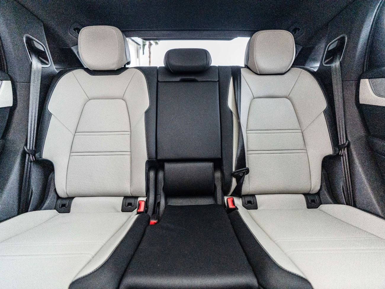 بورش كايان Base Coupe