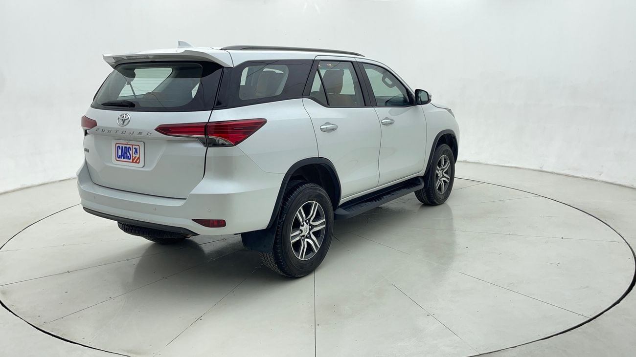 تويوتا فورتونر EXR 2.7 | بدون دفعة مقدمة | اختبار القيادة في المنزل