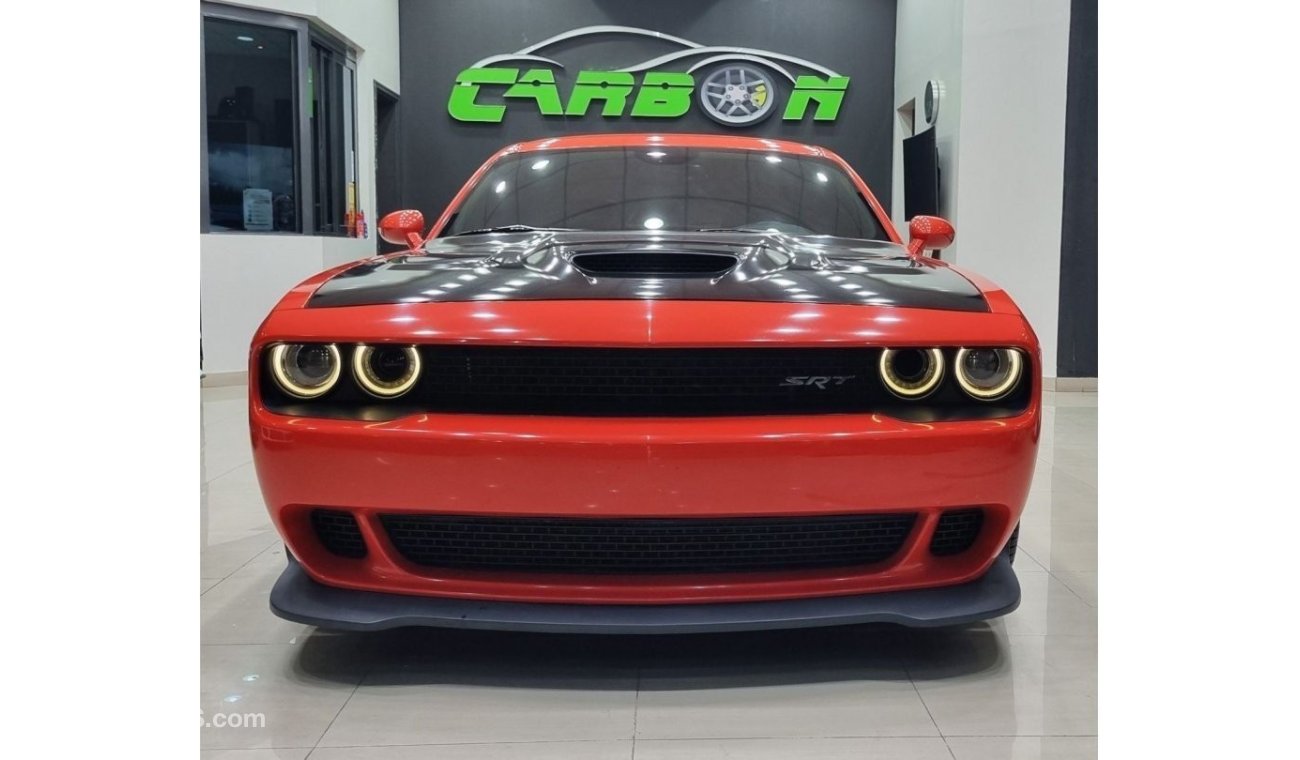 Dodge Challenger SRT Hellcat DODGE CHALLENGER HELLCAT 707HP 2016 GCC IN IMMACULATE CONDITION FULL SERVICE HISTORY FRO