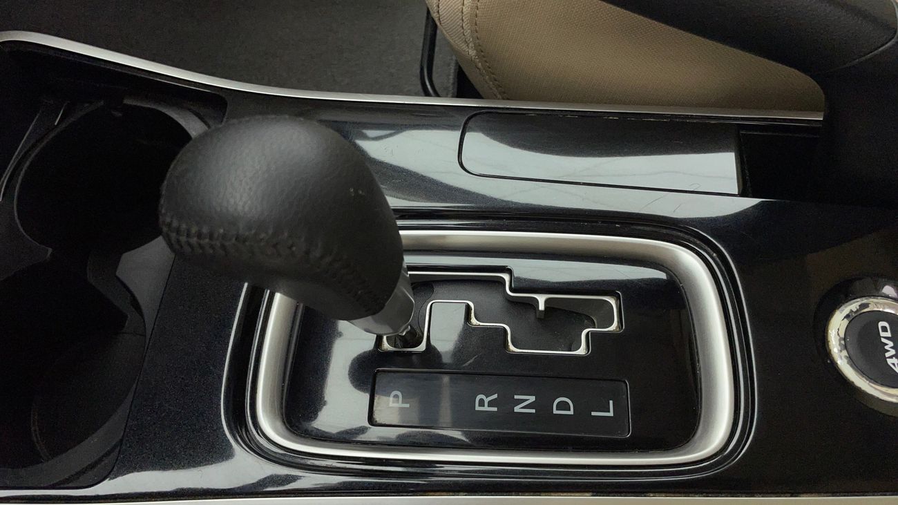 ميتسوبيشي آوتلاندر GLX MID 2.4 | بدون دفعة مقدمة | اختبار القيادة في المنزل