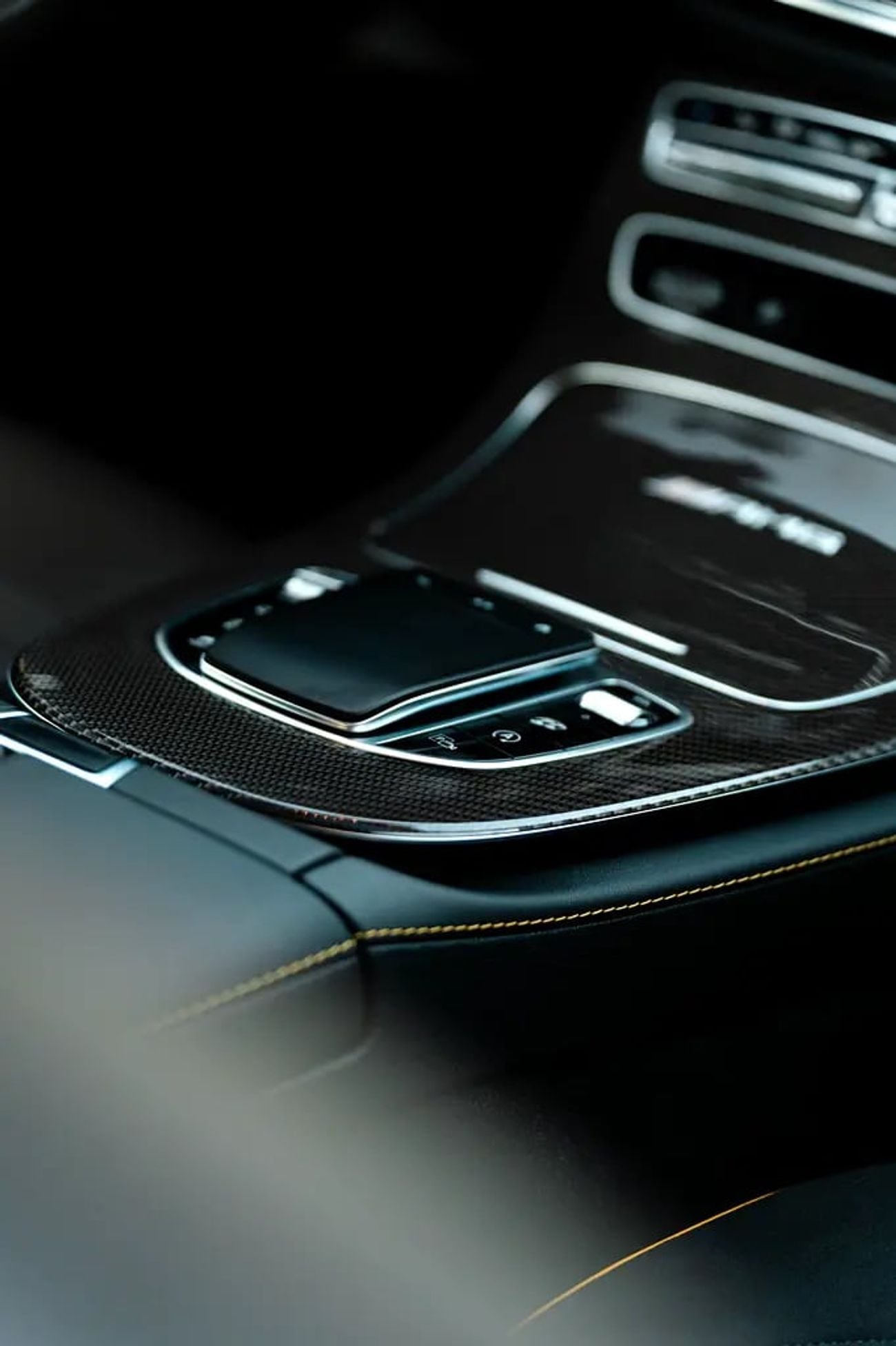 Mercedes Benz E63 AMG Mercedes E 63s AMG Carbon Fibre Package Japanese Specs