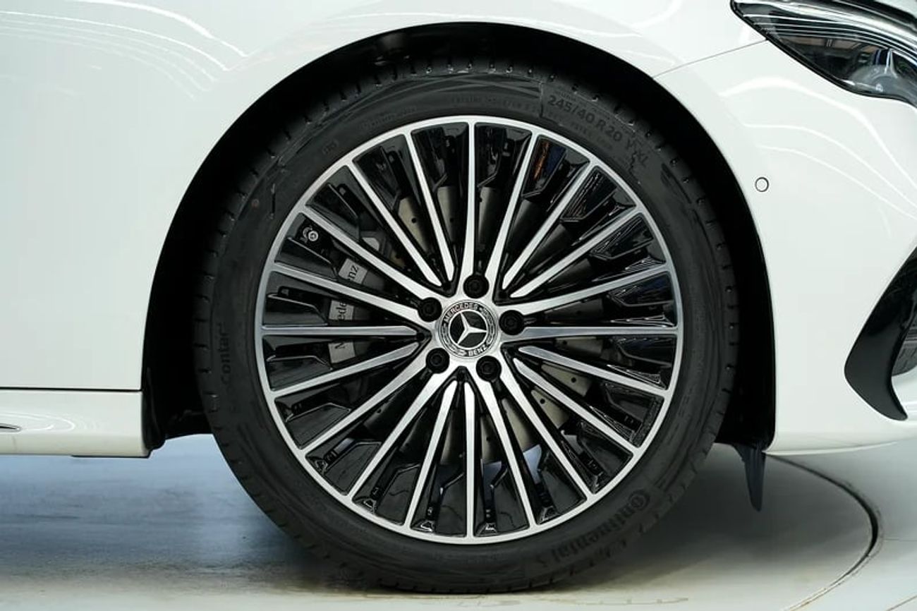 مرسيدس بنز E 200 كوبيه Summer Offer | E 300 | GCC 0km | Agency Warranty | AMG Sports Package