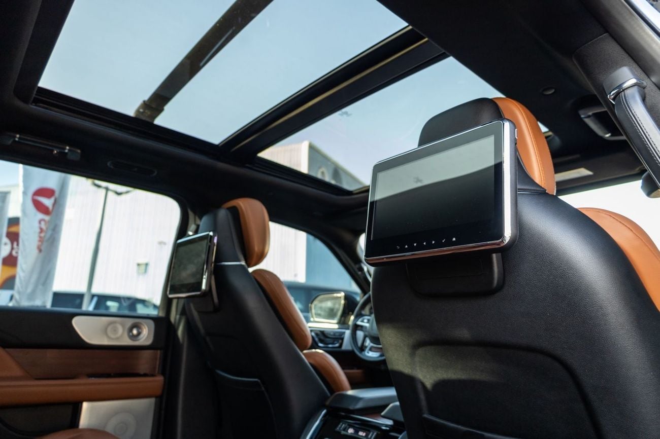 Lincoln Navigator Reserve 3.5L Lincoln Navigator Reserve 2021 GCC | Warranty | Service Contract