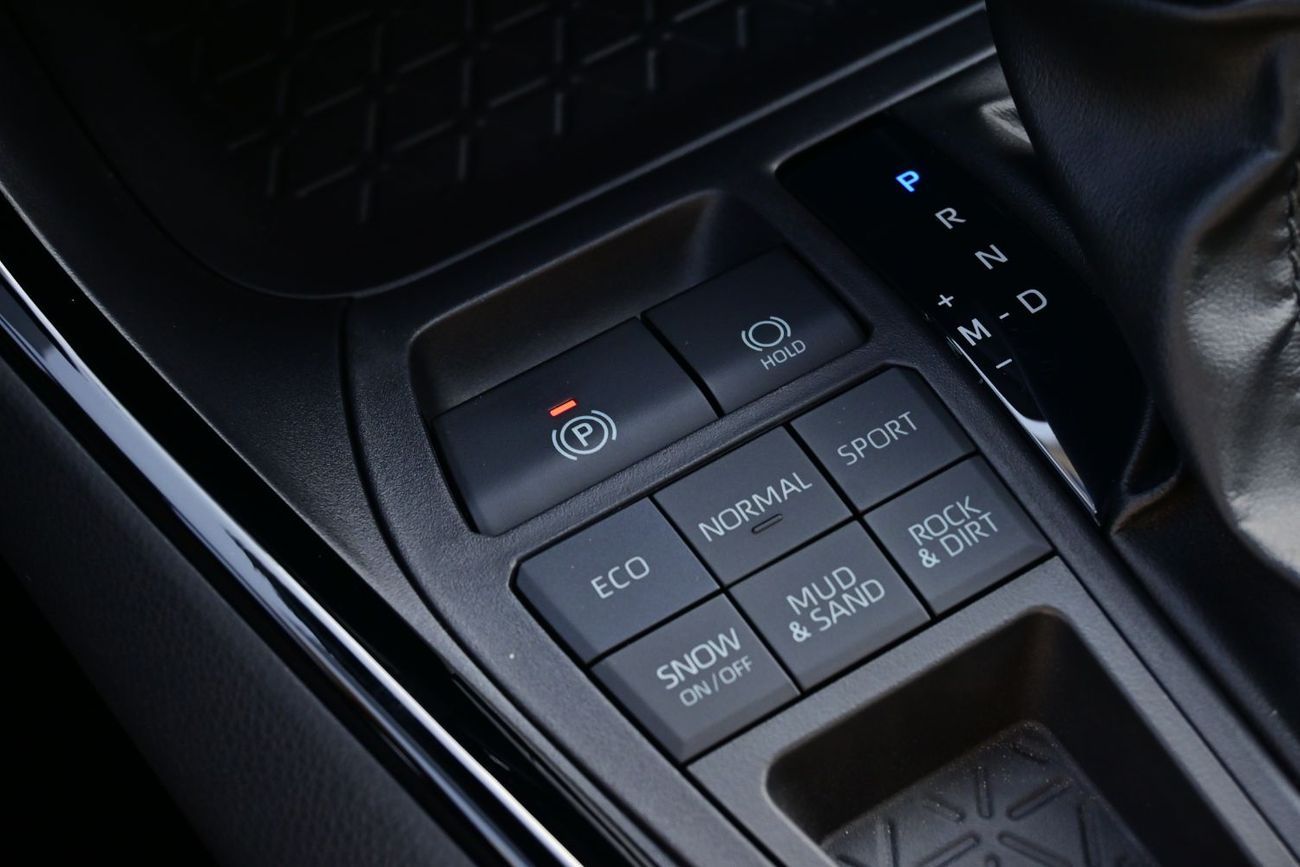 Toyota Wildlander Toyota Wildlander 2.0L Petrol AWD, Model 2025, Color White