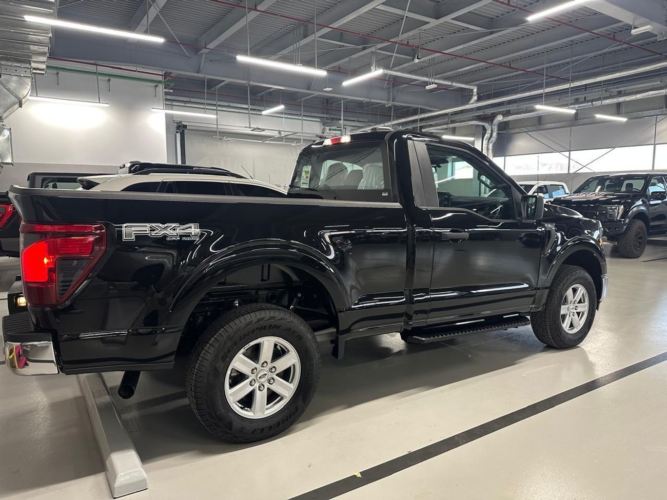 Ford F-150 XL REG/CAB FX4