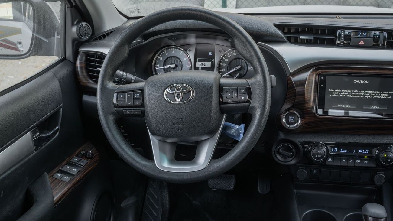 تويوتا هيلوكس TOYOTA HILUX 2.7 AT HIGH -2026YM
