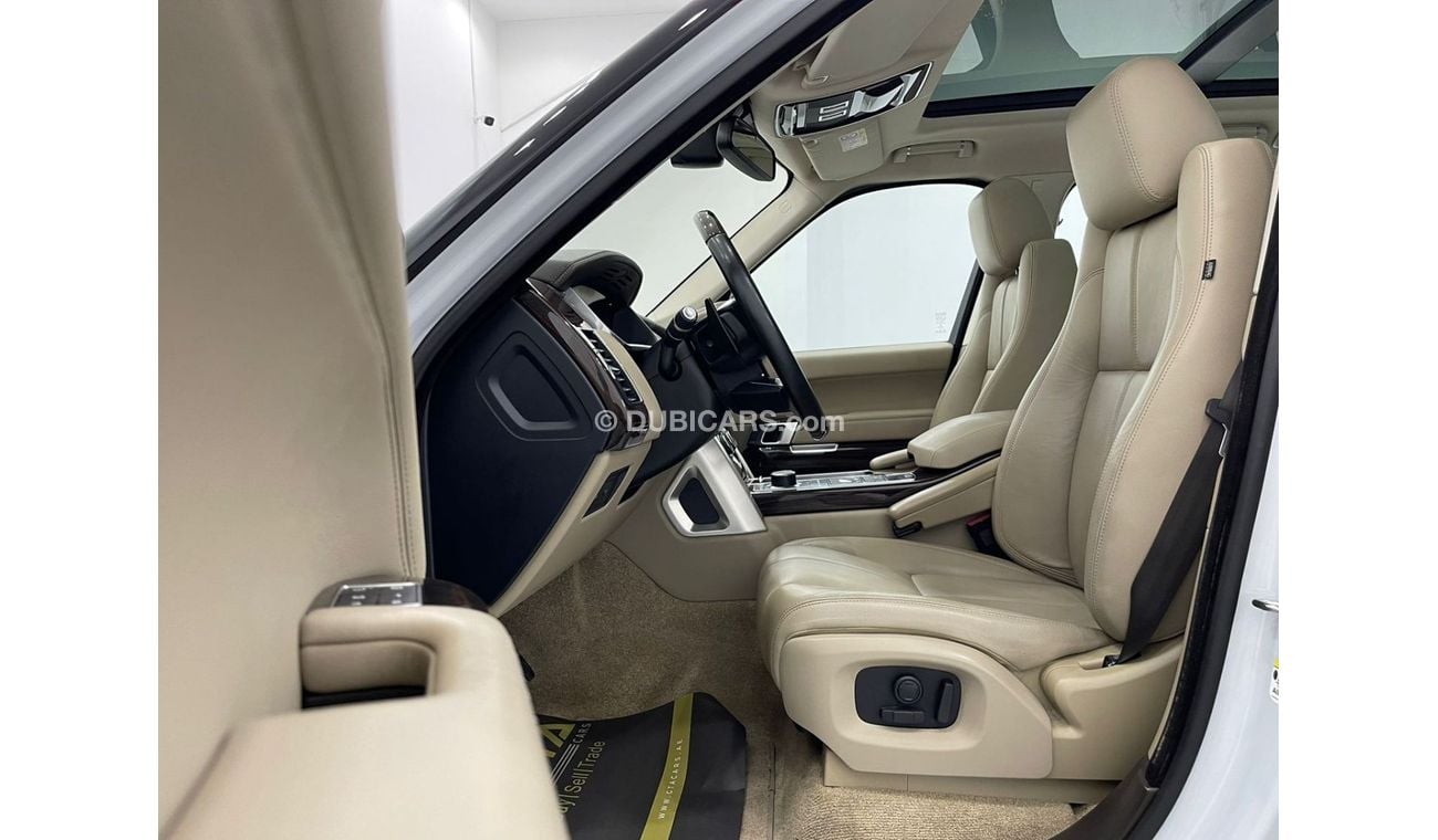 لاند روفر رينج روفر 2016 Range Rover Vogue HSE ( SVO Kit ), Service History, Warranty, GCC