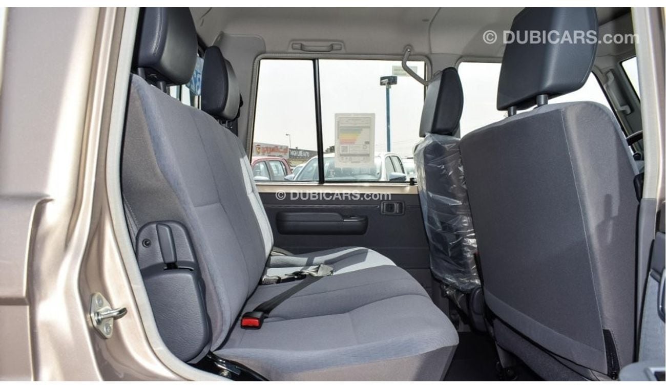 Toyota Land Cruiser Pick Up LX V6 4WD تويوتا لاندكروزر بيك اب