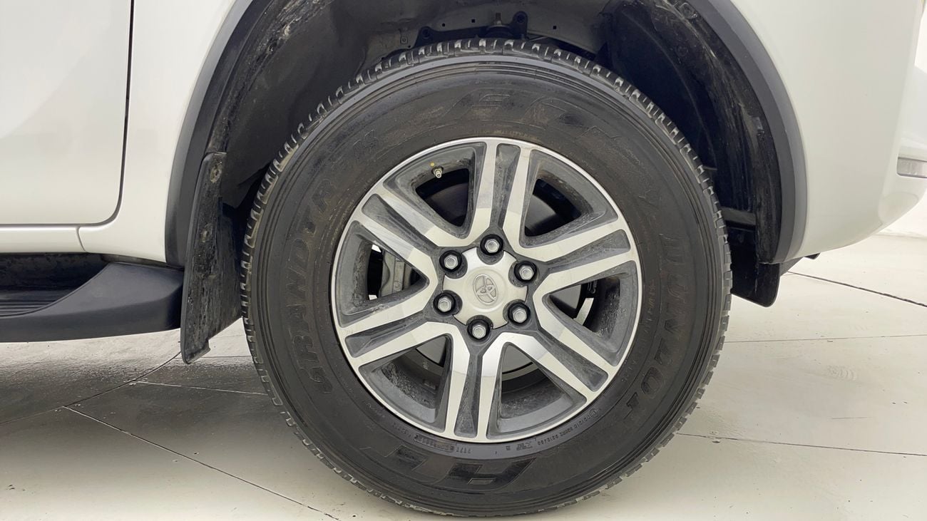 تويوتا فورتونر EXR 2.7 | بدون دفعة مقدمة | اختبار القيادة في المنزل