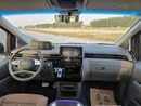 Hyundai Staria LUXURY 2022 GCC Specs - V6 3.5L - 9-Seater VIP Edition - Good condition
