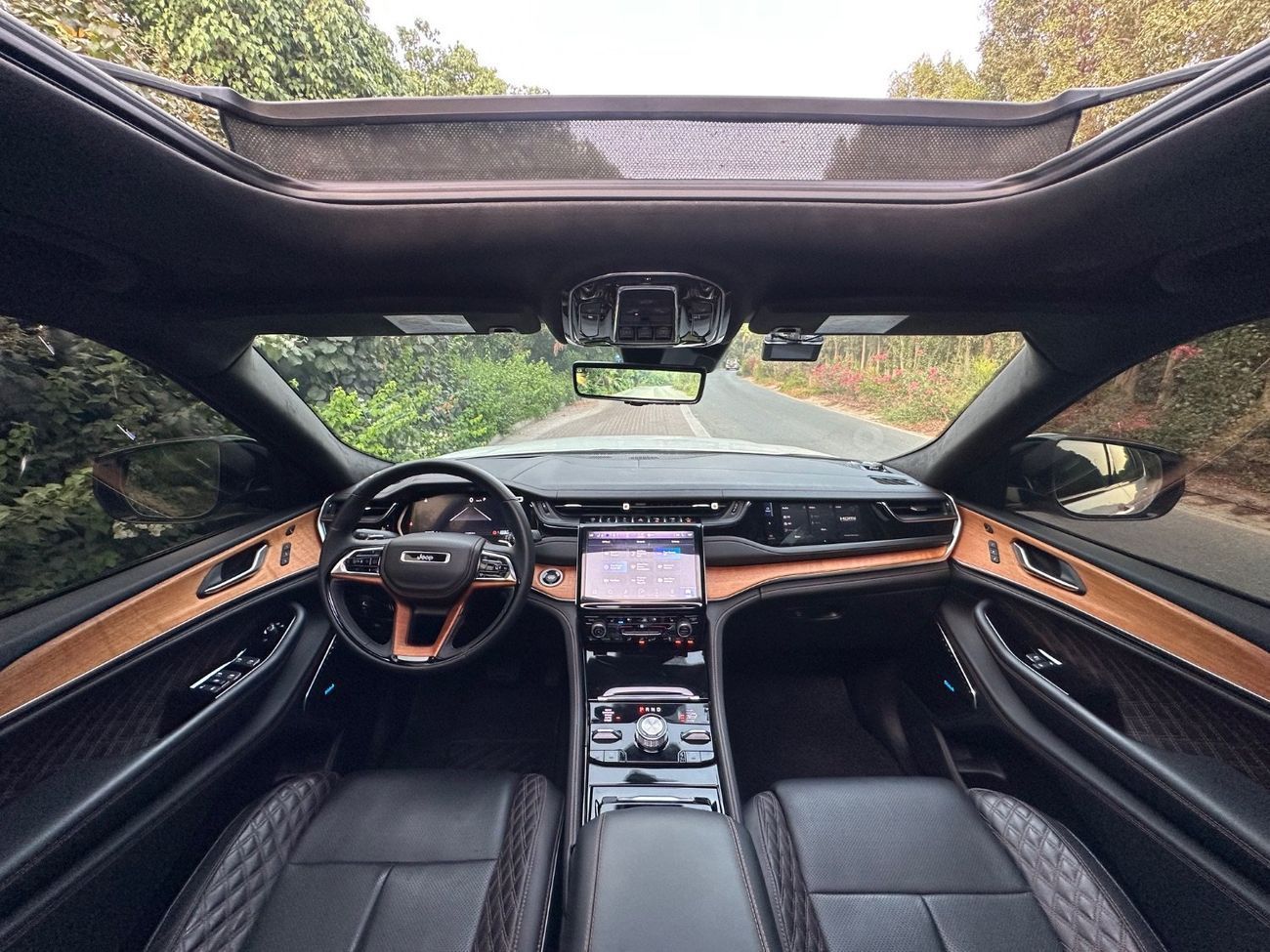 Jeep Grand Cherokee 2022 Jeep Grand Cherokee L Summit Reserve | 3.6L V6 | 6-Seater Luxury | Perfect Condition