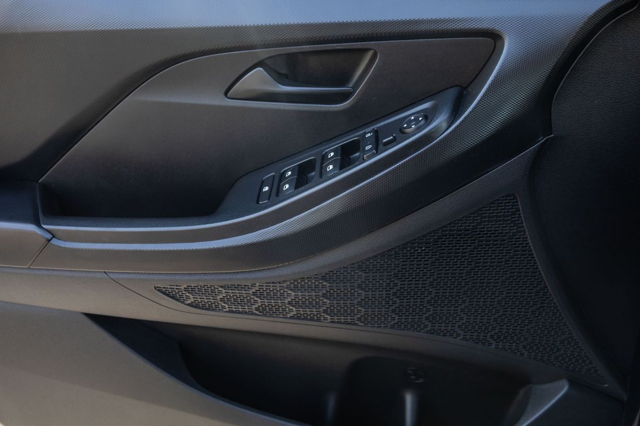 هيونداي كريتا Base 1.6L