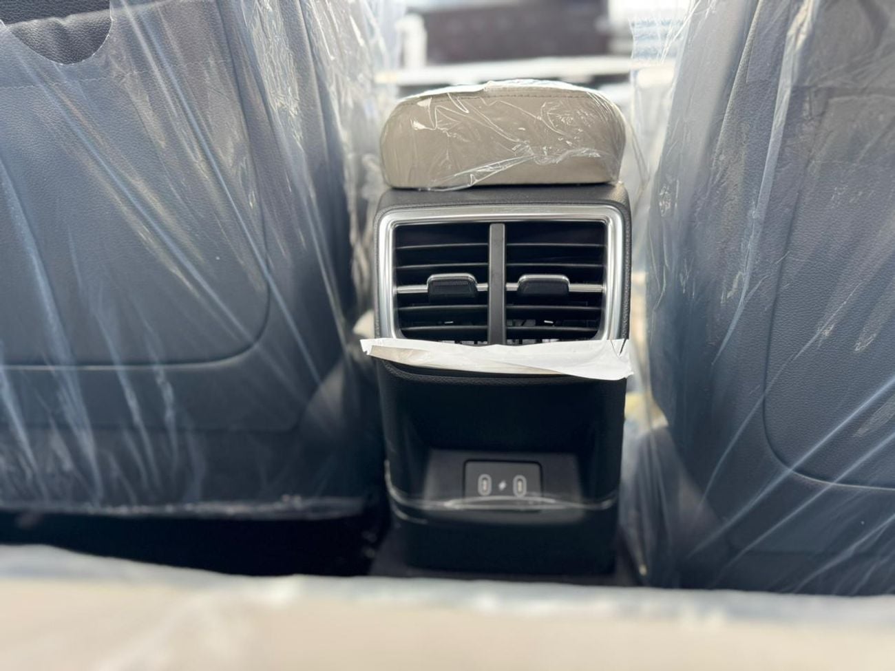 Kia K5 Kia K5  2026, GCC Specs HEV 2.0L